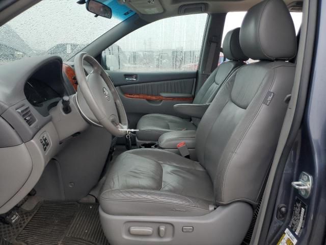 2009 Toyota Sienna XLE