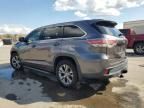 2014 Toyota Highlander LE