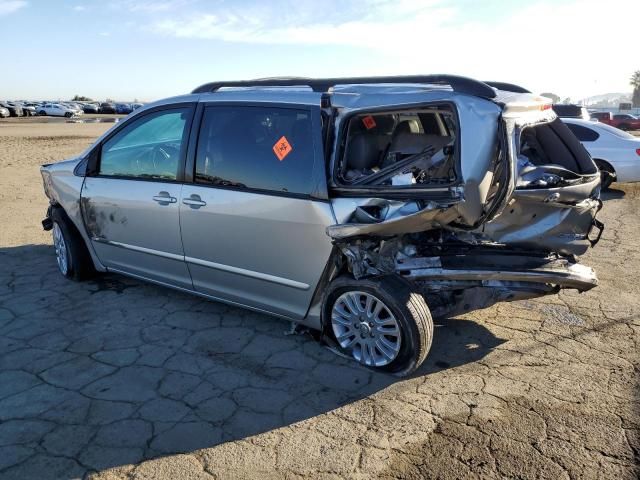 2009 Toyota Sienna XLE