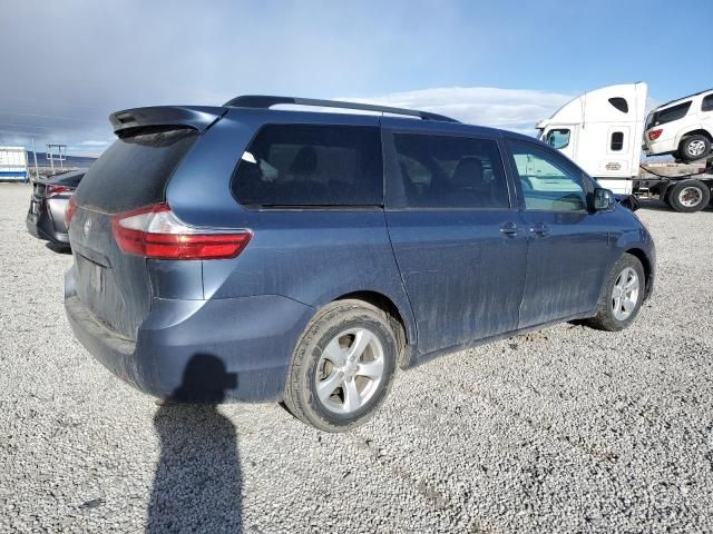 2015 Toyota Sienna LE