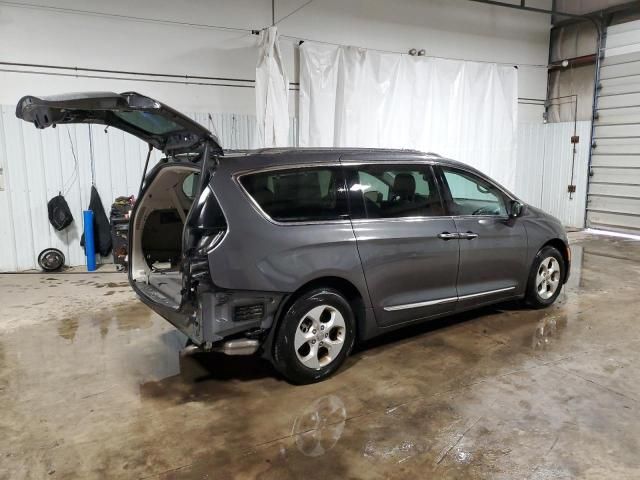 2017 Chrysler Pacifica Touring L Plus