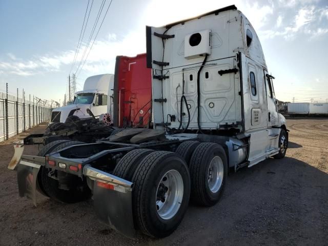 2019 Freightliner Cascadia 126