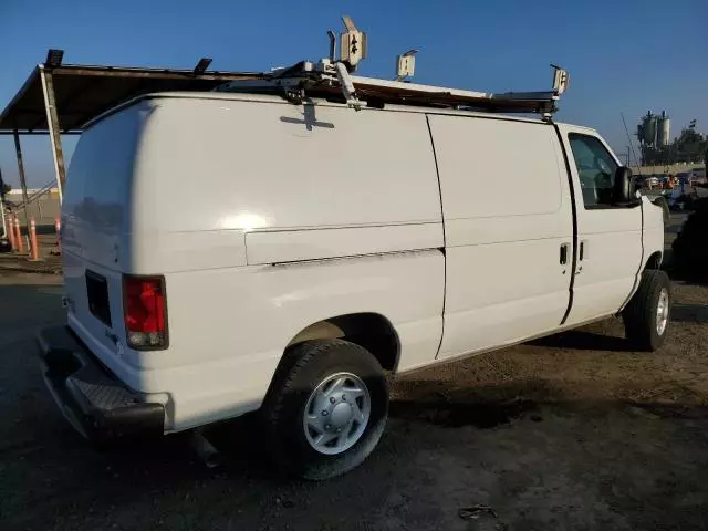 2013 Ford Econoline E350 Super Duty Van