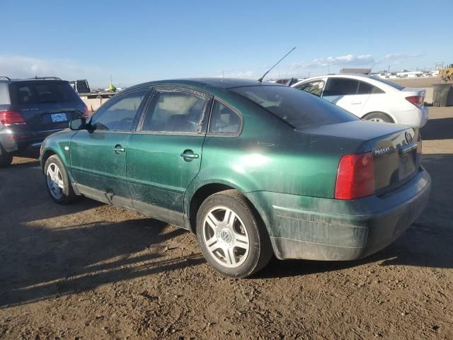 2000 Volkswagen Passat GLX 4MOTION