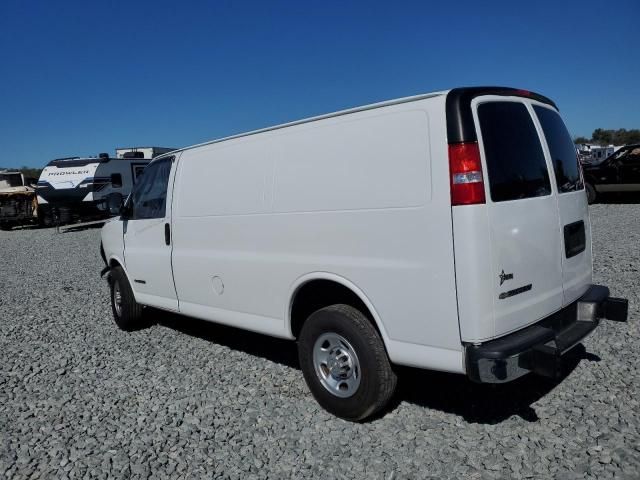 2021 Chevrolet Express G2500