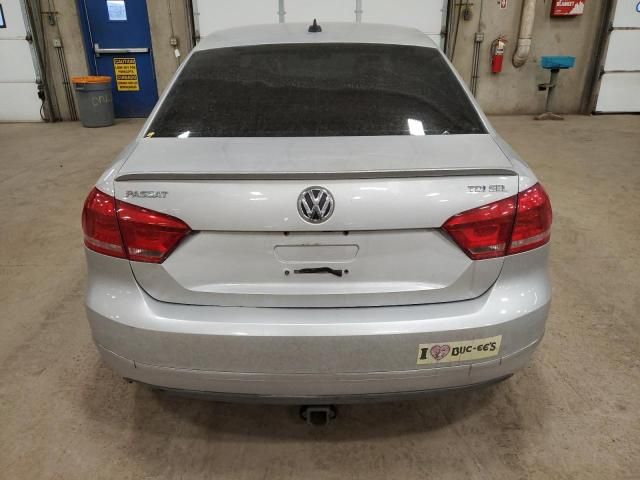 2013 Volkswagen Passat SEL