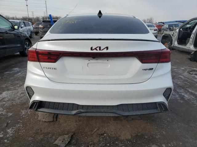 2022 KIA Forte GT Line