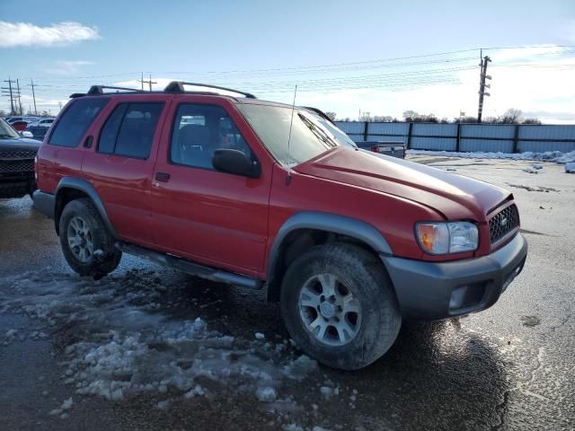 2000 Nissan Pathfinder LE