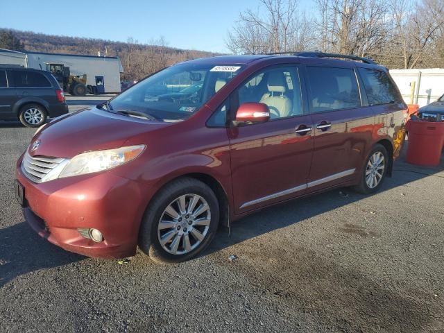 2014 Toyota Sienna XLE