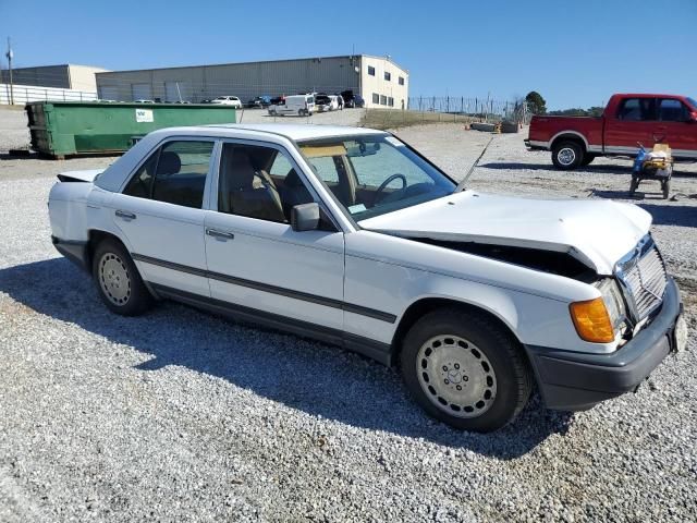 1986 Mercedes-Benz 300 E