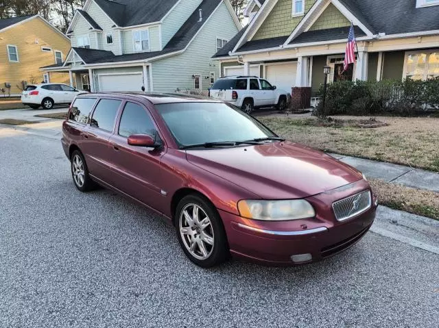 2005 Volvo V70 FWD