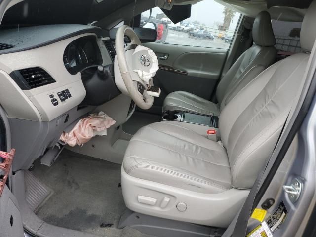 2012 Toyota Sienna XLE