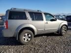 2005 Nissan Pathfinder LE