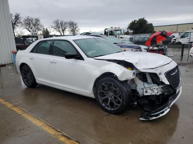 2019 Chrysler 300 Touring