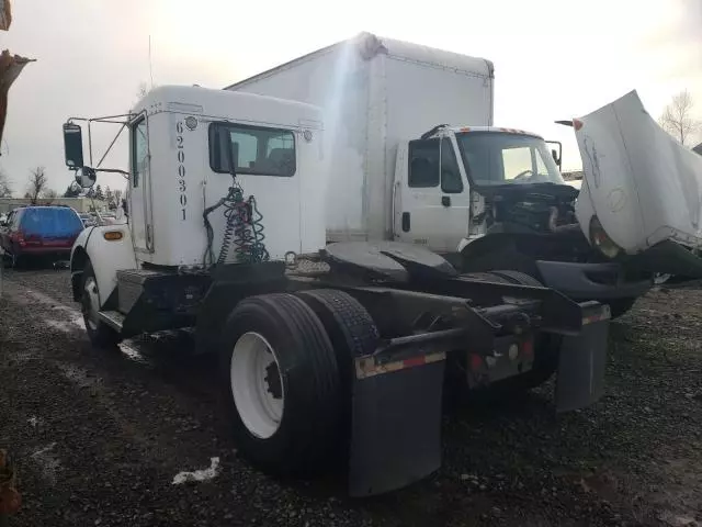 2007 Kenworth Construction T300