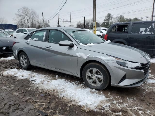 2021 Hyundai Elantra SE