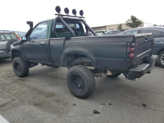 1995 Toyota Pickup 1/2 TON Short Wheelbase DX