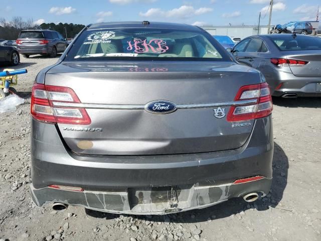 2013 Ford Taurus SE