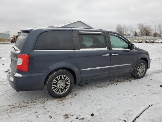 2014 Chrysler Town & Country Touring L