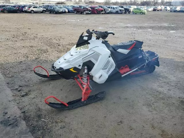 2015 Polaris Snowmobile