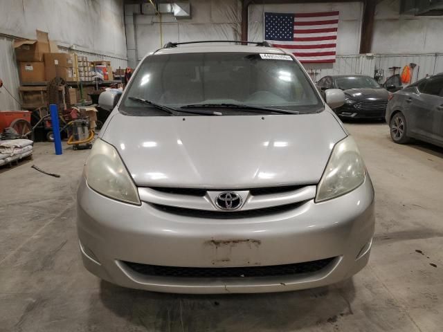 2006 Toyota Sienna XLE