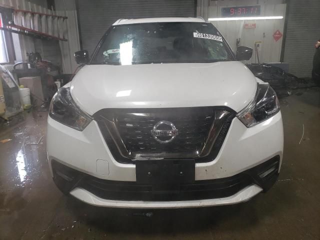 2020 Nissan Kicks SR