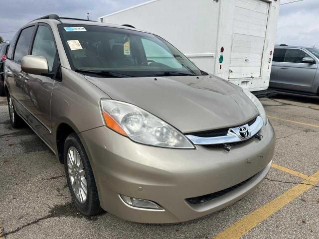 2008 Toyota Sienna XLE