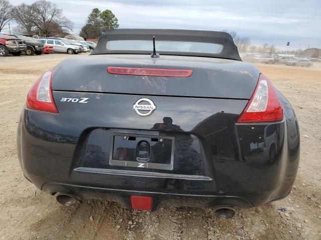 2016 Nissan 370Z Base