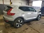 2021 Volvo XC40 T5 Momentum