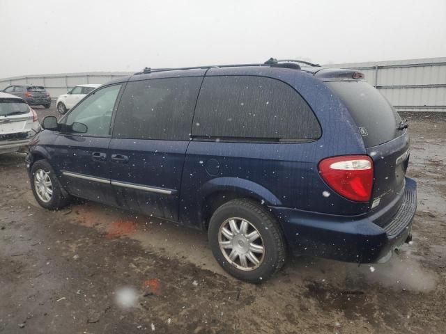 2005 Chrysler Town & Country Touring