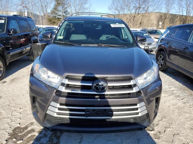 2019 Toyota Highlander LE