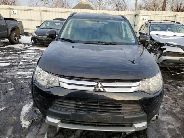 2015 Mitsubishi Outlander SE