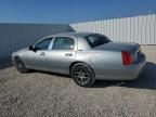 2006 Lincoln Town Car Signature Limited