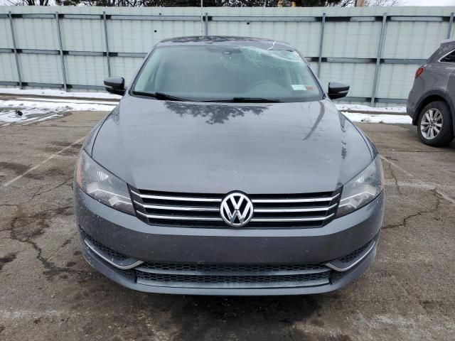 2015 Volkswagen Passat S