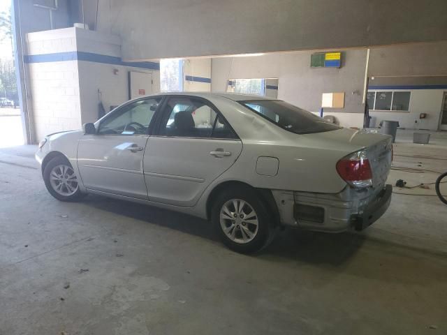 2005 Toyota Camry LE