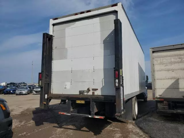 1998 International 4700 BOX Truck