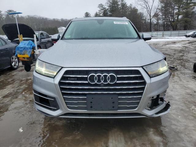 2018 Audi Q7 Prestige