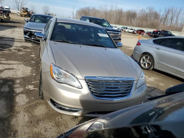 2013 Chrysler 200 Limited