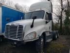 2015 Freightliner Cascadia 125