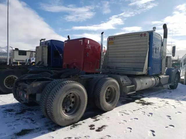 2015 Kenworth W900 Semi Truck