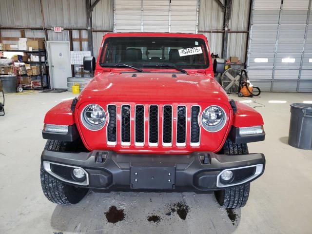 2022 Jeep Gladiator Overland