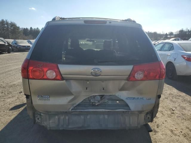 2010 Toyota Sienna CE