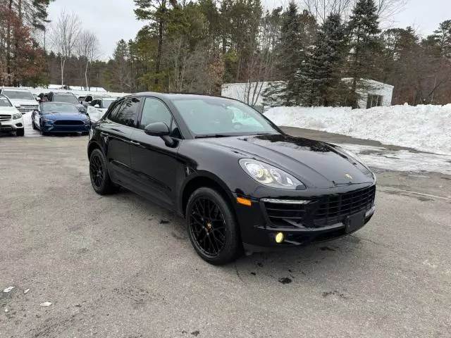 2018 Porsche Macan