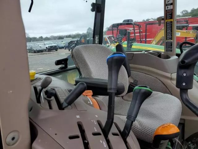 2018 John Deere 5085E