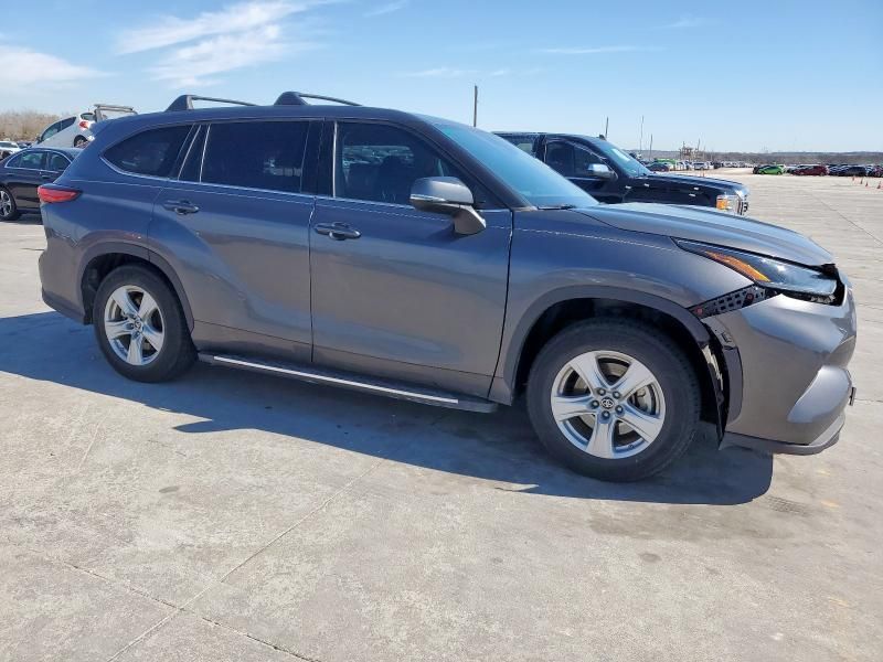 2022 Toyota Highlander Hybrid LE