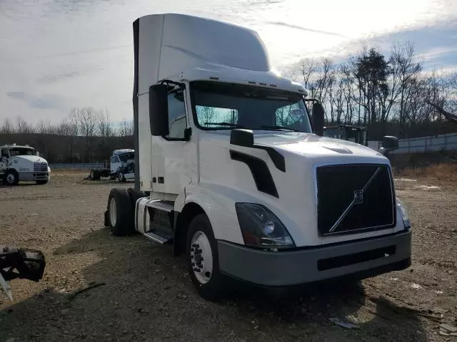 2016 Volvo VN VNL