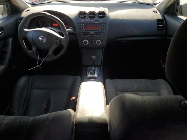 2010 Nissan Altima Base