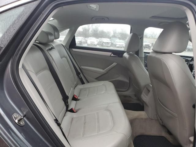 2012 Volkswagen Passat SE