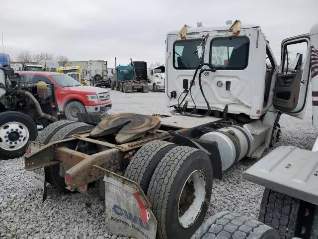 2014 Freightliner Cascadia 113