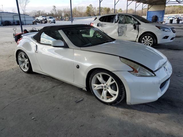 2011 Nissan 370Z Base